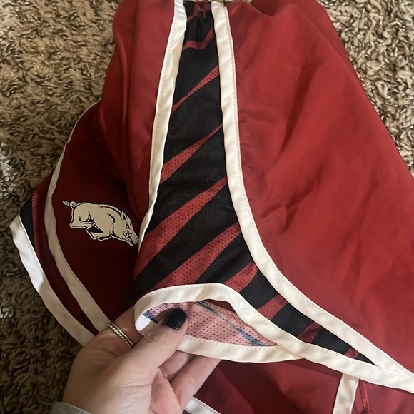 Nike red Razorback, dri fit athletic shorts with liner - Picture 5 of 5